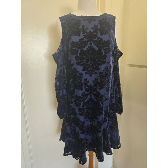 Eliza J Dark Navy.Velvet Burnout Cold Shoulder Dress with Long Sleeves. - Picture 1 of 8